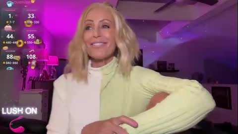 VelvetBarbie online show from 01.15.25