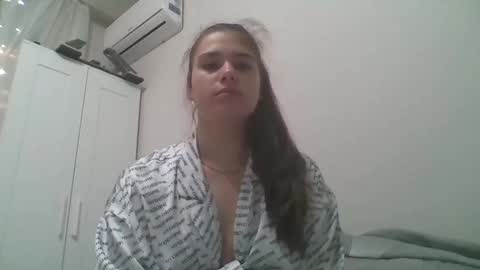 Snapshot of velveted_ivy chatting on 11.12.25 velveted_ivy online show from 11.12.25