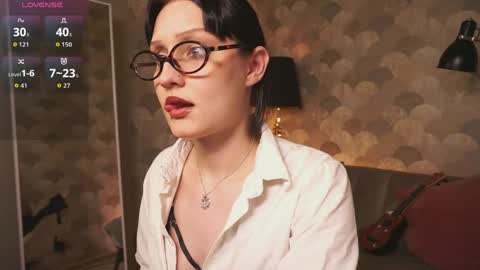 Lily online show from 05.08.26