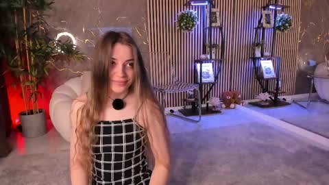 Velvet online show from 04.23.26