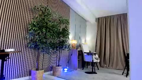 Velvet online show from 07.04.26