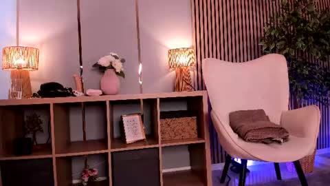 Velvet online show from 07.14.26