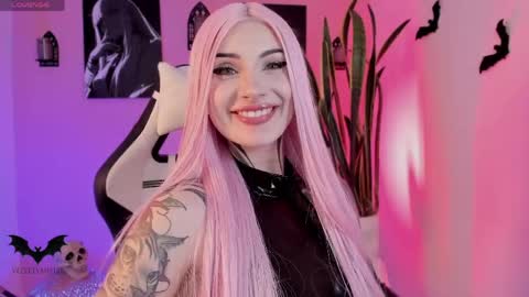 Snapshot of velvetvampire chatting on 04.19.26 Jess online show from 04.19.26