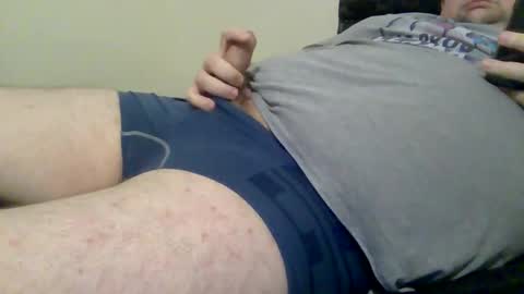 Snapshot of velyass chatting on 10.27.25 Velyas online show from 10.27.25