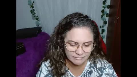 venecasexy44 online show from 04.11.26
