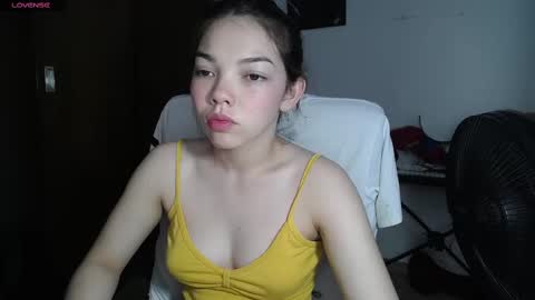 Snapshot of venelope1 chatting on 03.05.25 Venelope 3 online show from 03.05.25