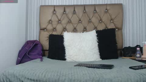 Snapshot of veneno_hot chatting on 01.30.25 veneno hot online show from 01.30.25