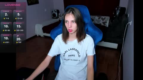 veneradi615 online show from 12.11.24