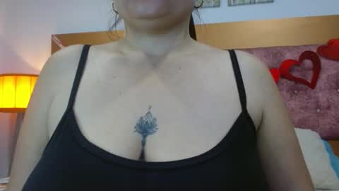 Snapshot of vennuss89 chatting on 09.28.25 vennuss89 online show from 09.28.25