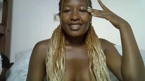 Snapshot of venom_kisses5050 chatting on 02.16.26 venom_kisses5050 online show from 02.16.26