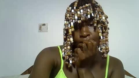 Snapshot of venom_kisses5050 chatting on 03.01.26 venom_kisses5050 online show from 03.01.26