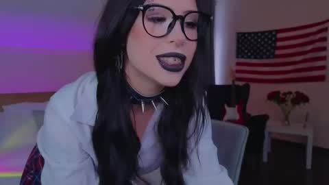 Snapshot of venomeowww_ chatting on 02.06.26 Vivian online show from 02.06.26