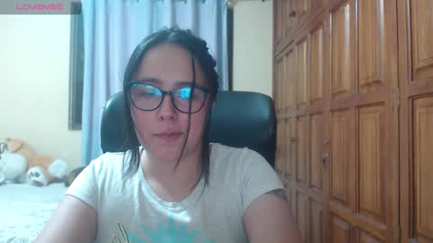 Snapshot of venus_cat_ chatting on 01.07.26 Venus online show from 01.07.26