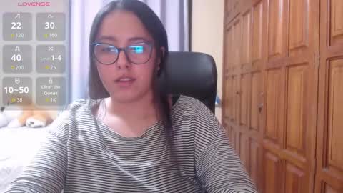 Snapshot of venus_cat_ chatting on 01.10.26 Venus online show from 01.10.26