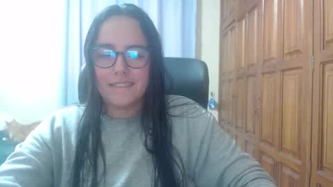 Snapshot of venus_cat_ chatting on 01.17.26 Venus online show from 01.17.26