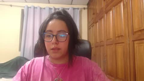 Snapshot of venus_cat_ chatting on 02.14.26 Venus online show from 02.14.26