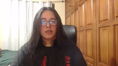 Snapshot of venus_cat_ chatting on 02.21.26 Venus online show from 02.21.26