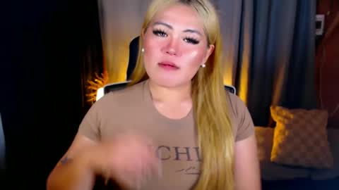 I am Colly Your mystery girl online show from 07.07.26