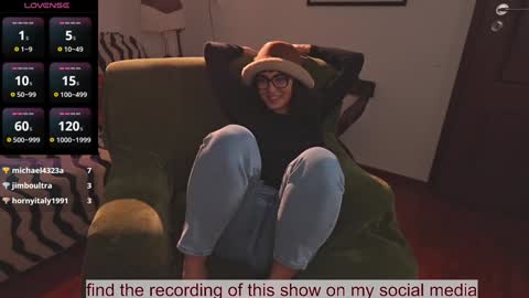 Snapshot of venus_in_jeans chatting on 02.03.26 Bella online show from 02.03.26