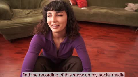 Snapshot of venus_in_jeans chatting on 03.09.26 Bella online show from 03.09.26