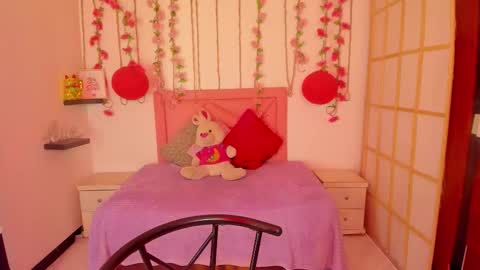 Mary online show from 12.18.25