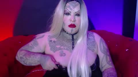 Venus Ink online show from 09.14.25