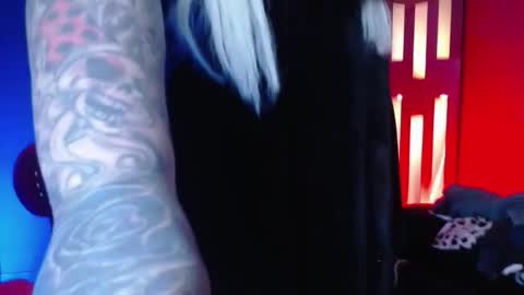 Venus Ink online show from 10.23.25