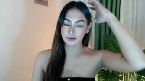 Snapshot of venus_sunrise07xx chatting on 11.09.25 Venus Sunrise Bombshell online show from 11.09.25