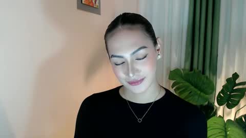 Snapshot of venus_sunrise07xx chatting on 01.14.26 Venus Sunrise Bombshell online show from 01.14.26