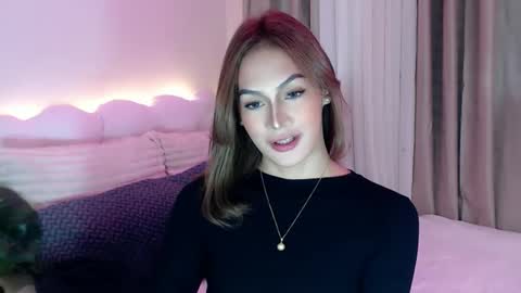 Snapshot of venus_sunrise07xx chatting on 03.22.26 Venus Sunrise Bombshell online show from 03.22.26