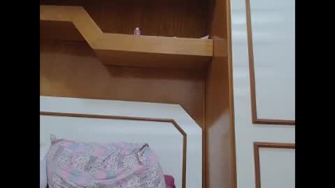 Snapshot of venusbeauty22 chatting on 10.25.25 venusbeauty22 online show from 10.25.25