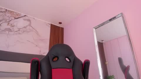 VENUS online show from 01.05.26