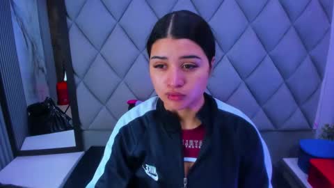 Venusowen  online show from 02.12.26