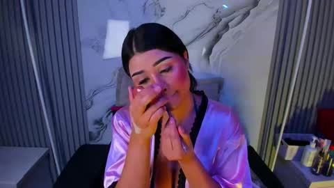 Venusowen  online show from 04.24.26