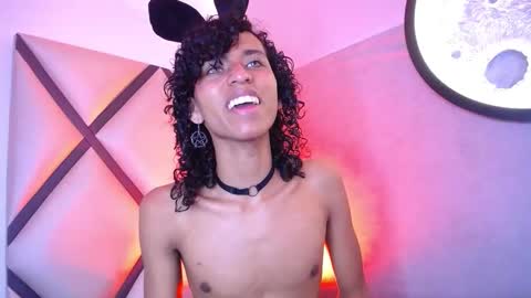 Snapshot of venuss_03 chatting on 12.23.25 venuss_03 online show from 12.23.25