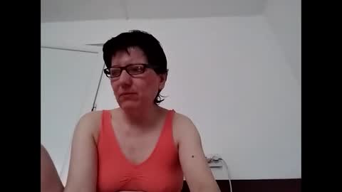 Vera online show from 04.30.26