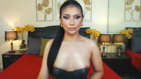 Snapshot of vera_krasovaxxx chatting on 10.25.25 your1andonlySAVY online show from 10.25.25