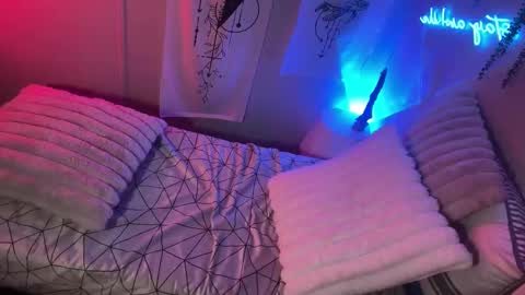 Vera Quinn online show from 10.10.25