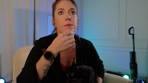 Vera Victors online show from 07.10.26