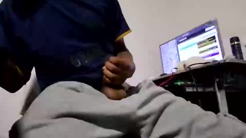 vergalarga77711 online show from 10.15.25