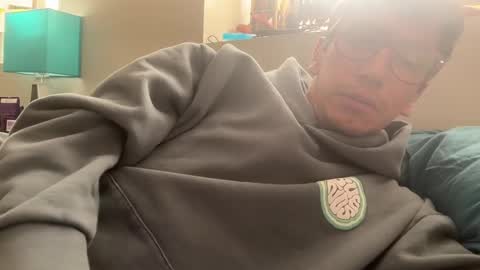 Snapshot of vergasjuan chatting on 10.26.25 Juan Vergas online show from 10.26.25