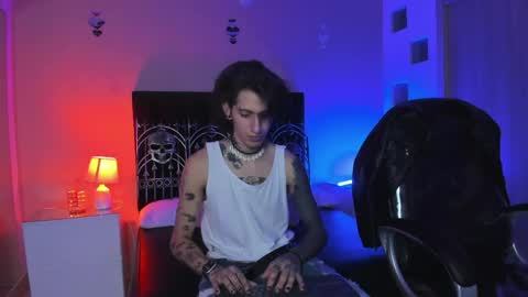 Snapshot of vergil_noir chatting on 04.29.26 vergil_noir online show from 04.29.26