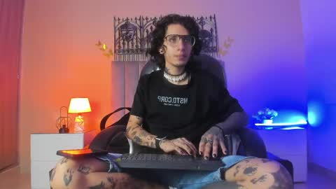 Snapshot of vergil_noir chatting on 05.24.26 vergil_noir online show from 05.24.26