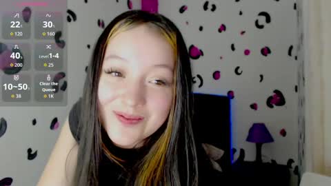 Snapshot of vero_doll12 chatting on 05.27.26 Verinica online show from 05.27.26
