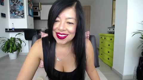Snapshot of vero_milf chatting on 02.16.25 vero_milf online show from 02.16.25