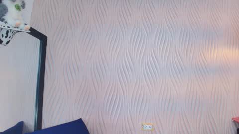 Snapshot of vero_temptation chatting on 12.15.25 Vero online show from 12.15.25