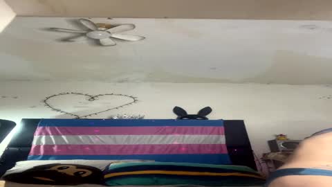 Snapshot of veroalva chatting on 05.24.26 Vero Alva online show from 05.24.26