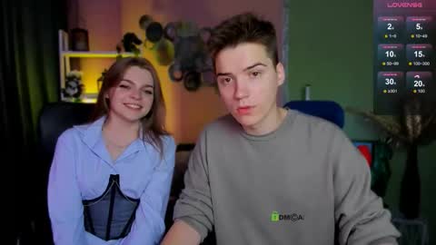 Snapshot of veronica_bubble chatting on 09.08.25 Ronni online show from 09.08.25