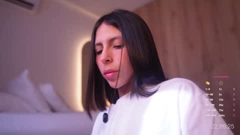 Veronica online show from 09.22.25