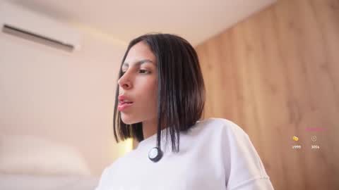 Veronica online show from 12.20.25